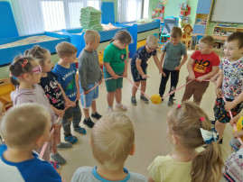 Веселый колобок.