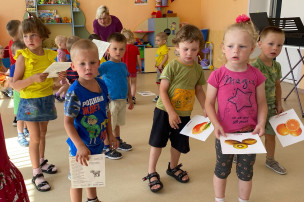 Зайка и опасные предметы.